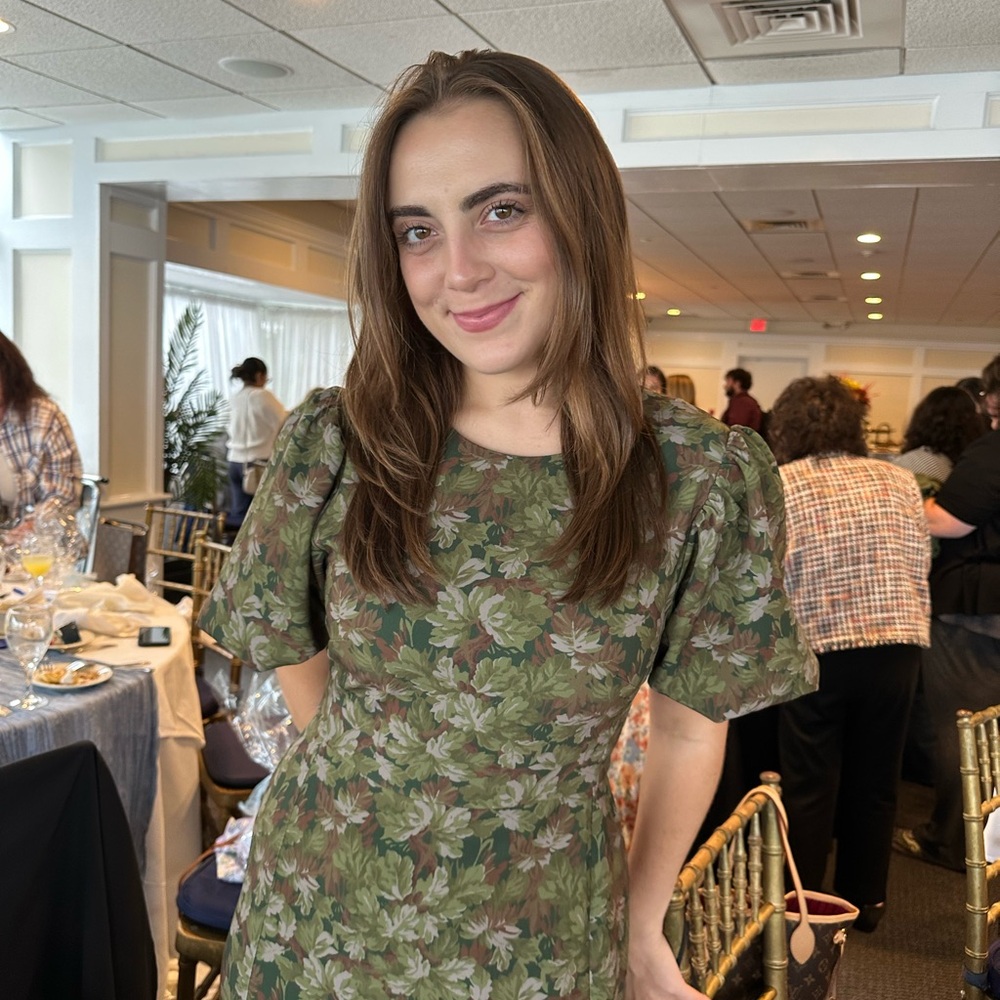 Meet your Posher, Nicole